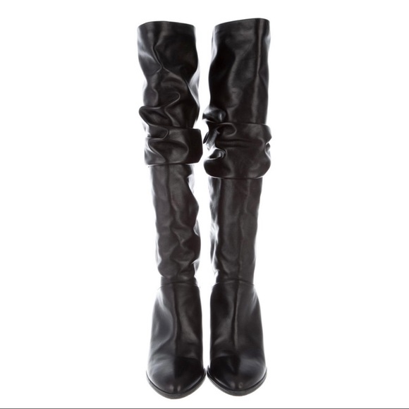 Stuart Weitzman Smashing in Black Nappa - Picture 6 of 6